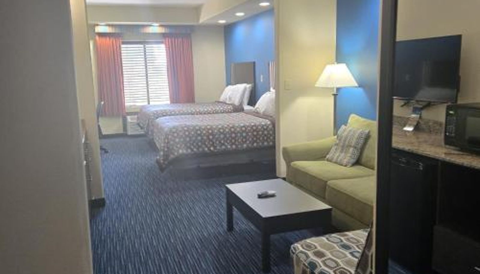 Room - Karnes City Lodge