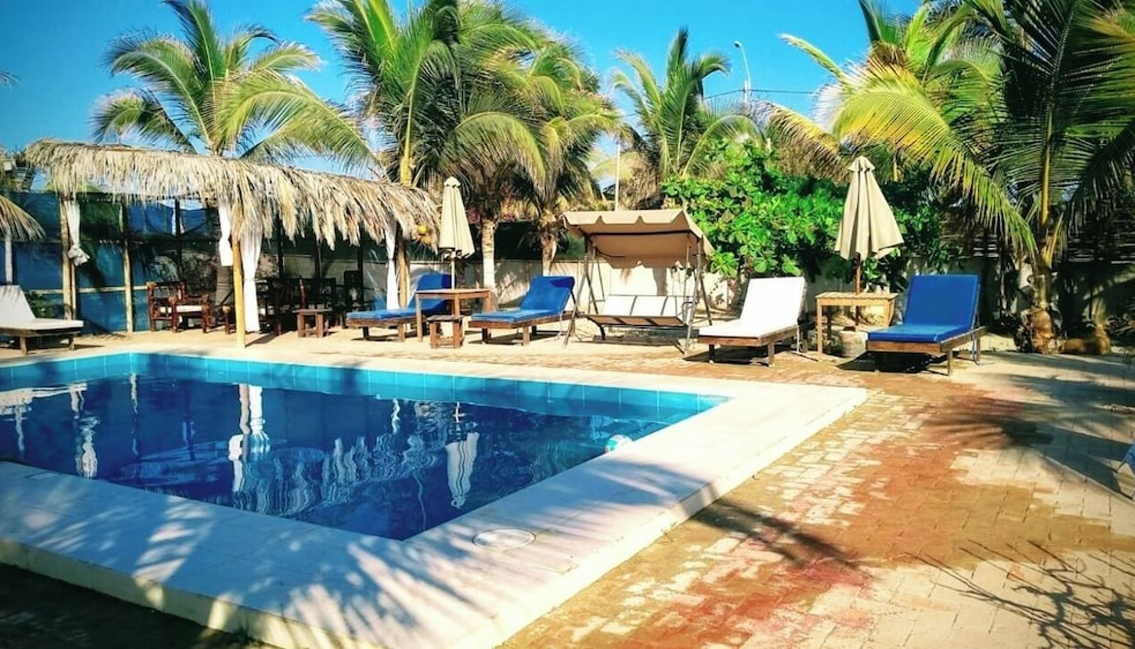 Pool - Punta Pacifico Bungalows Mancora