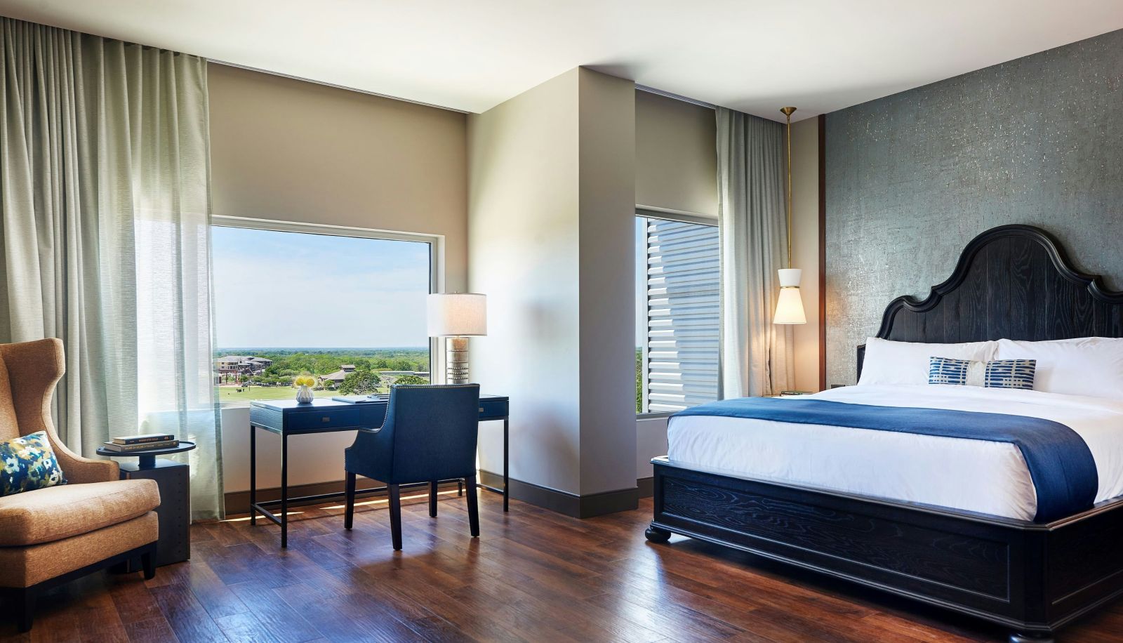 Zimmer - The Stella Hotel Autograph Collection