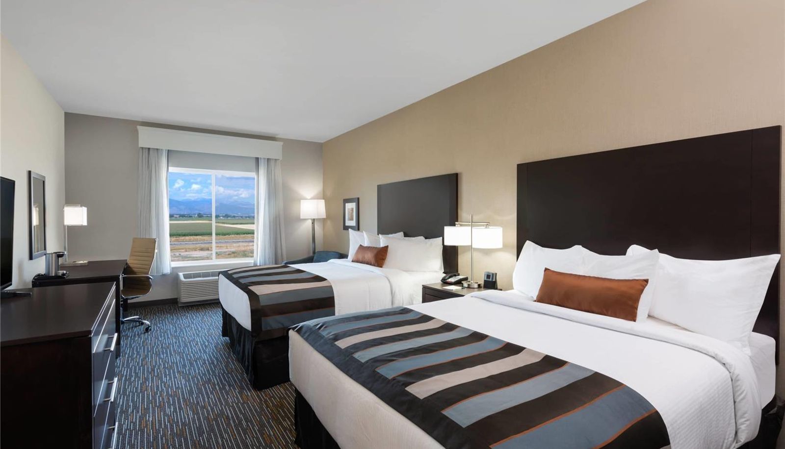 Zimmer - Wingate by Wyndham Loveland
