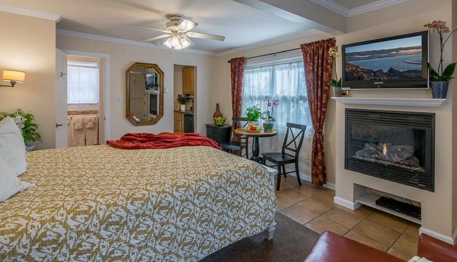 Standard room - Beach House Inn