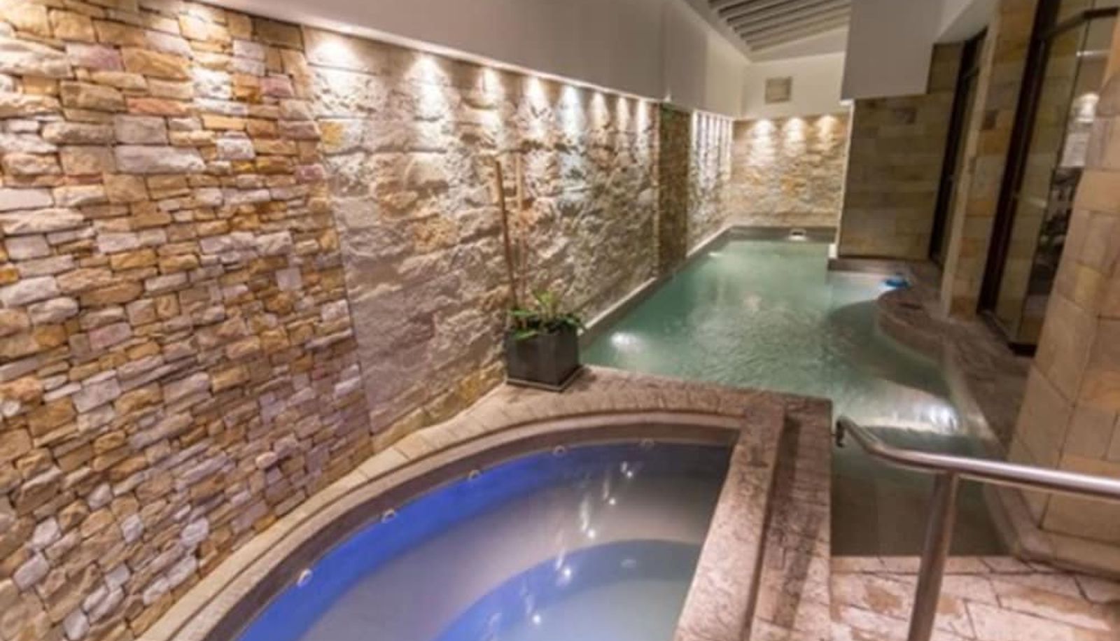Pool - Hotel Astor