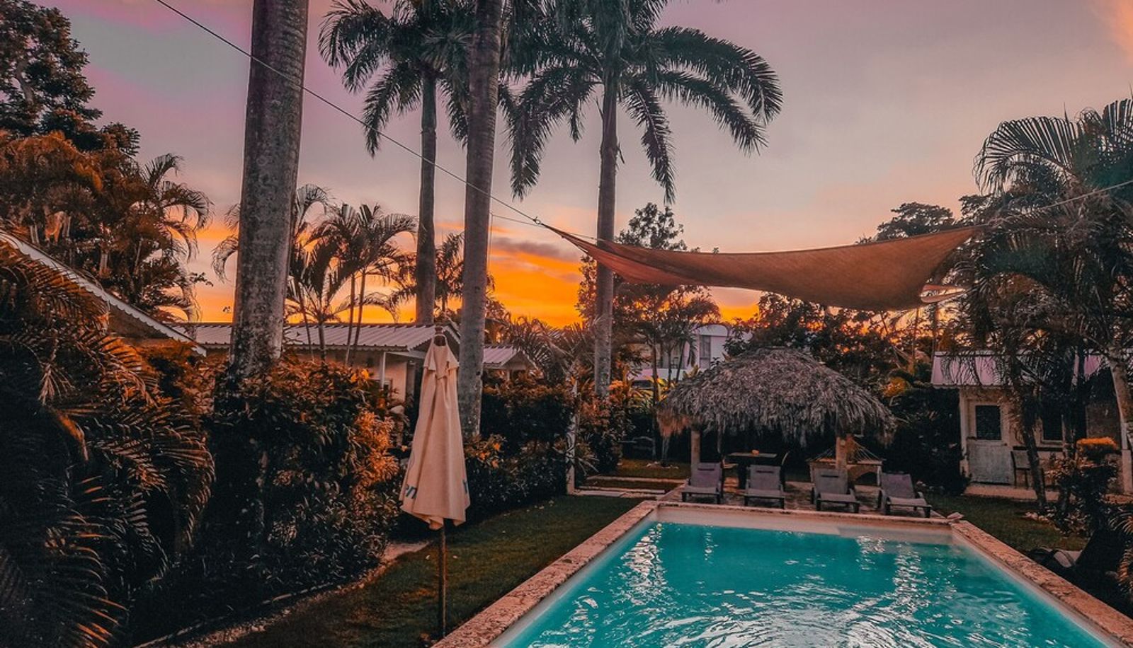 Pool - Hotel Enjoy