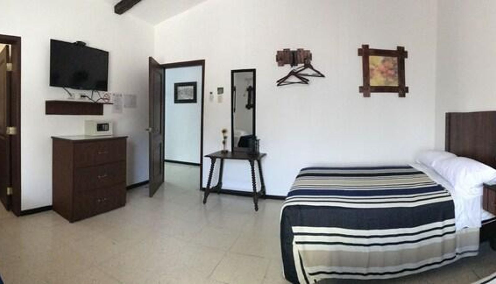 Business-Zimmer - El Escalon