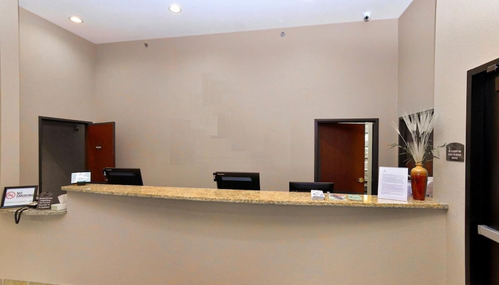 Lobby - Cobblestone Inn & Suites - Monticello