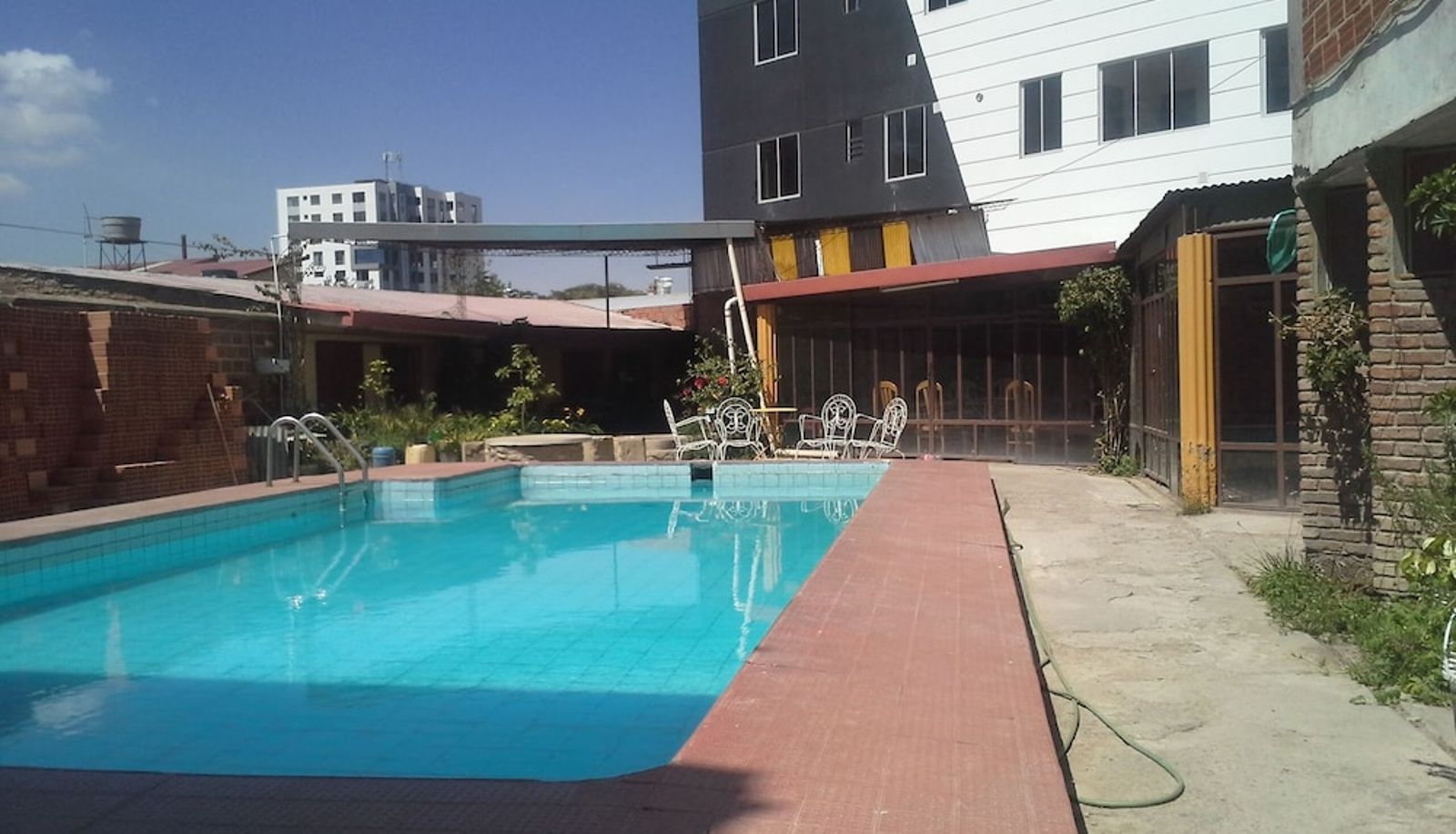 Piscina - Concordia Hospedaje y Servicios