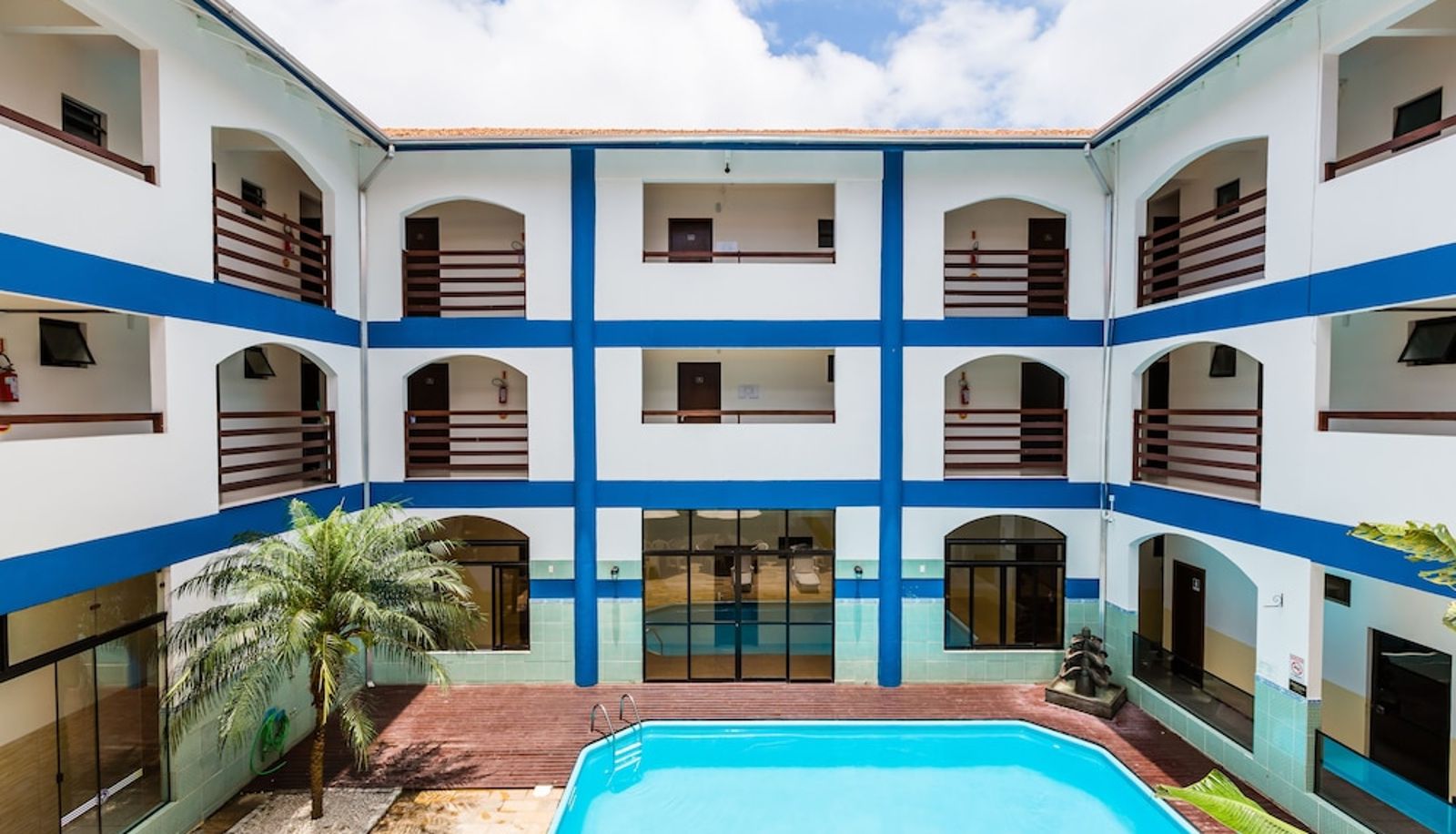 Pool - Bombinhas Palace Hotel