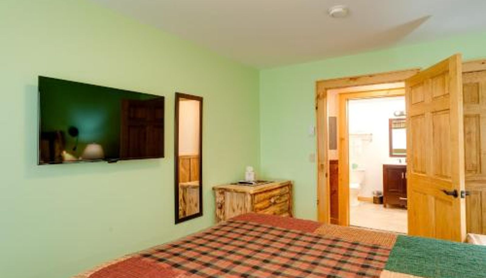 Family room - Cobble Mountain Lodge
