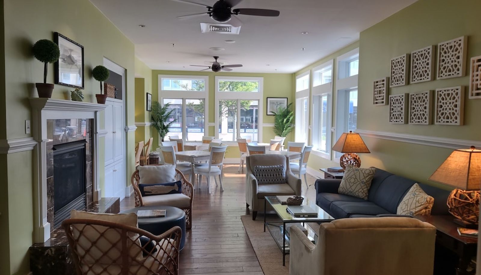 Hall - The Avenue Inn and Spa