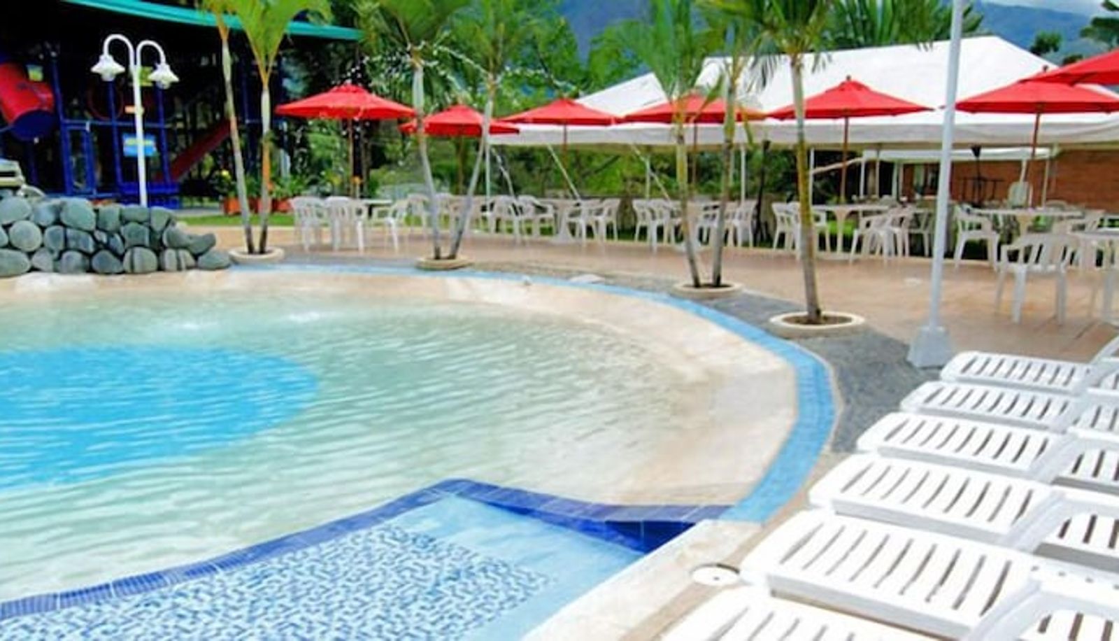 Pool - Hosteria Guaracu