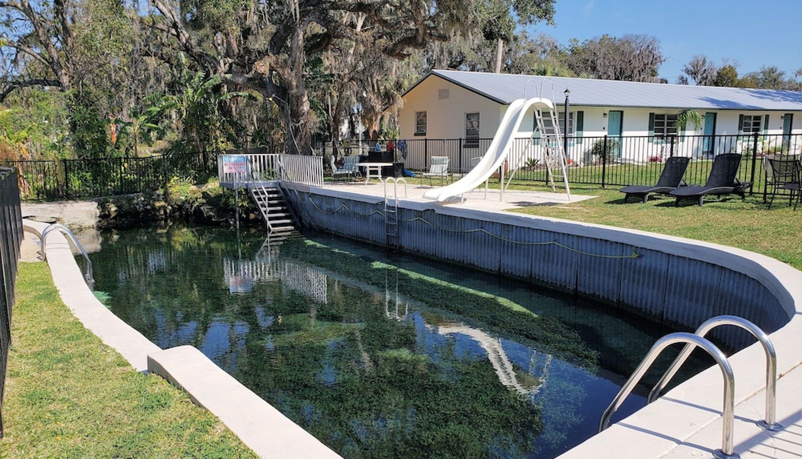 Pool - King's Bay Lodge