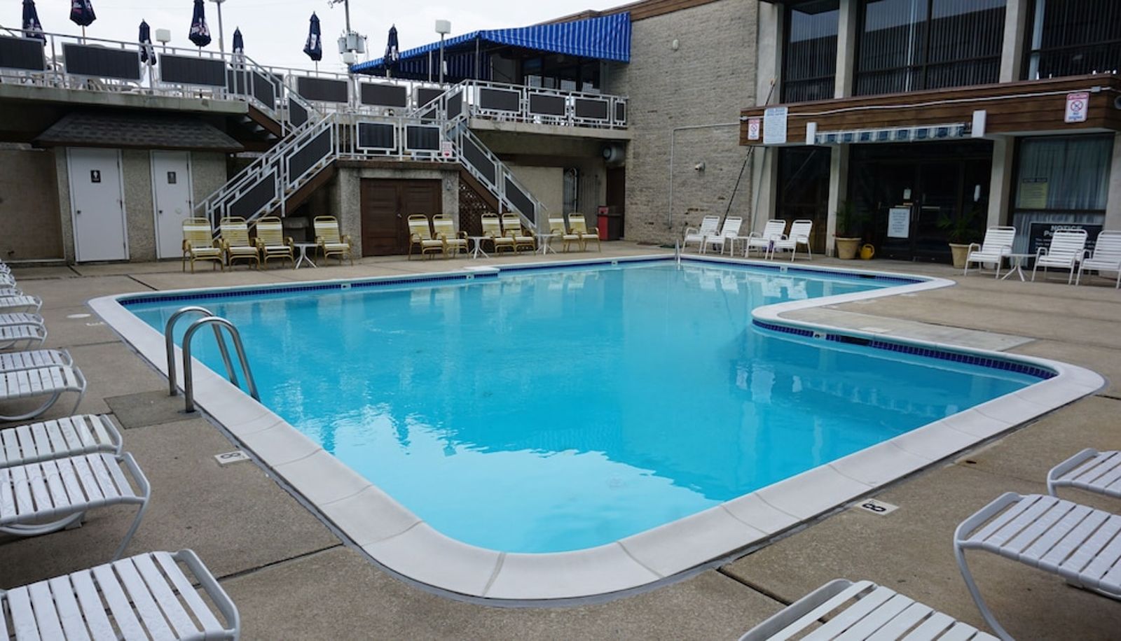 Basen - Windjammer Motor Inn