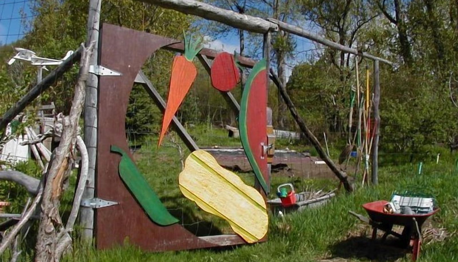 Garden - Homer Stay and Play