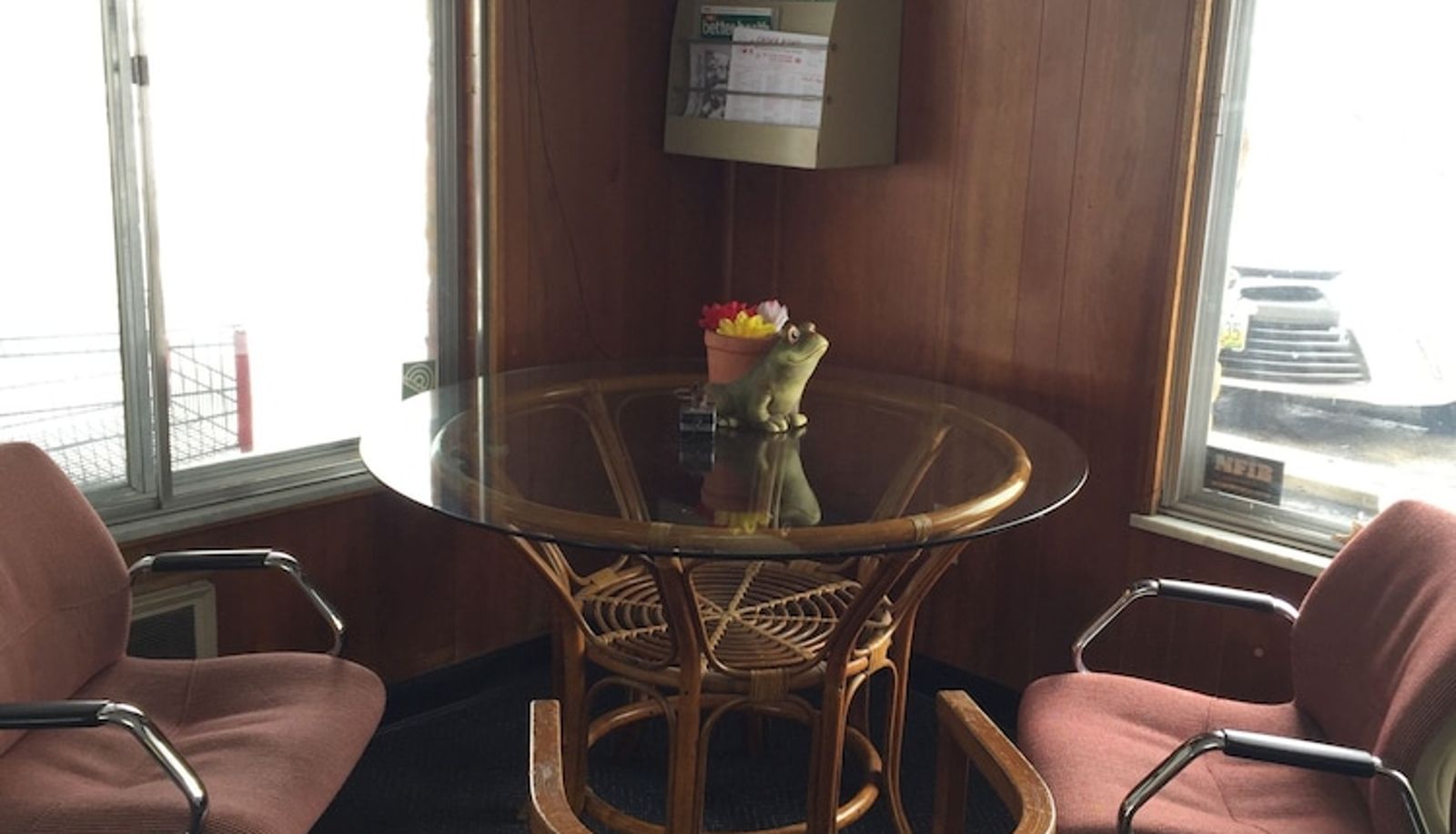 Lobby - Crown Inn