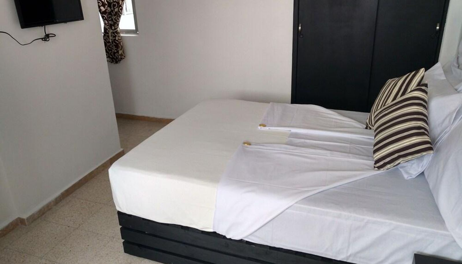 Standard room - Suites 201