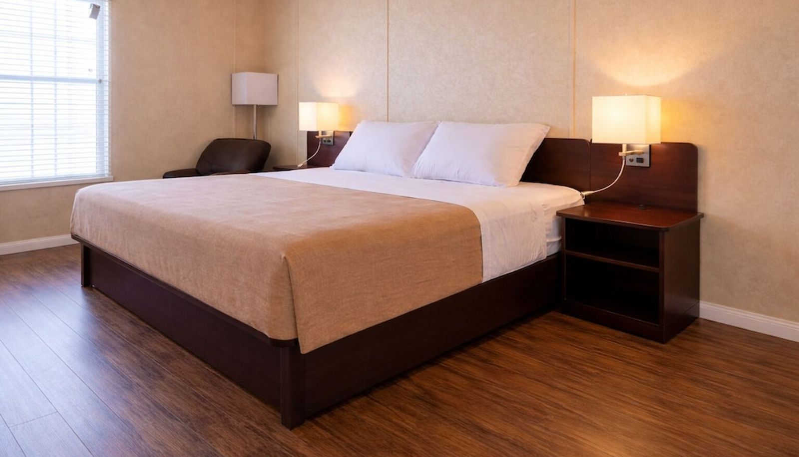 Superior room (double) - Shale Lodge Pleasanton