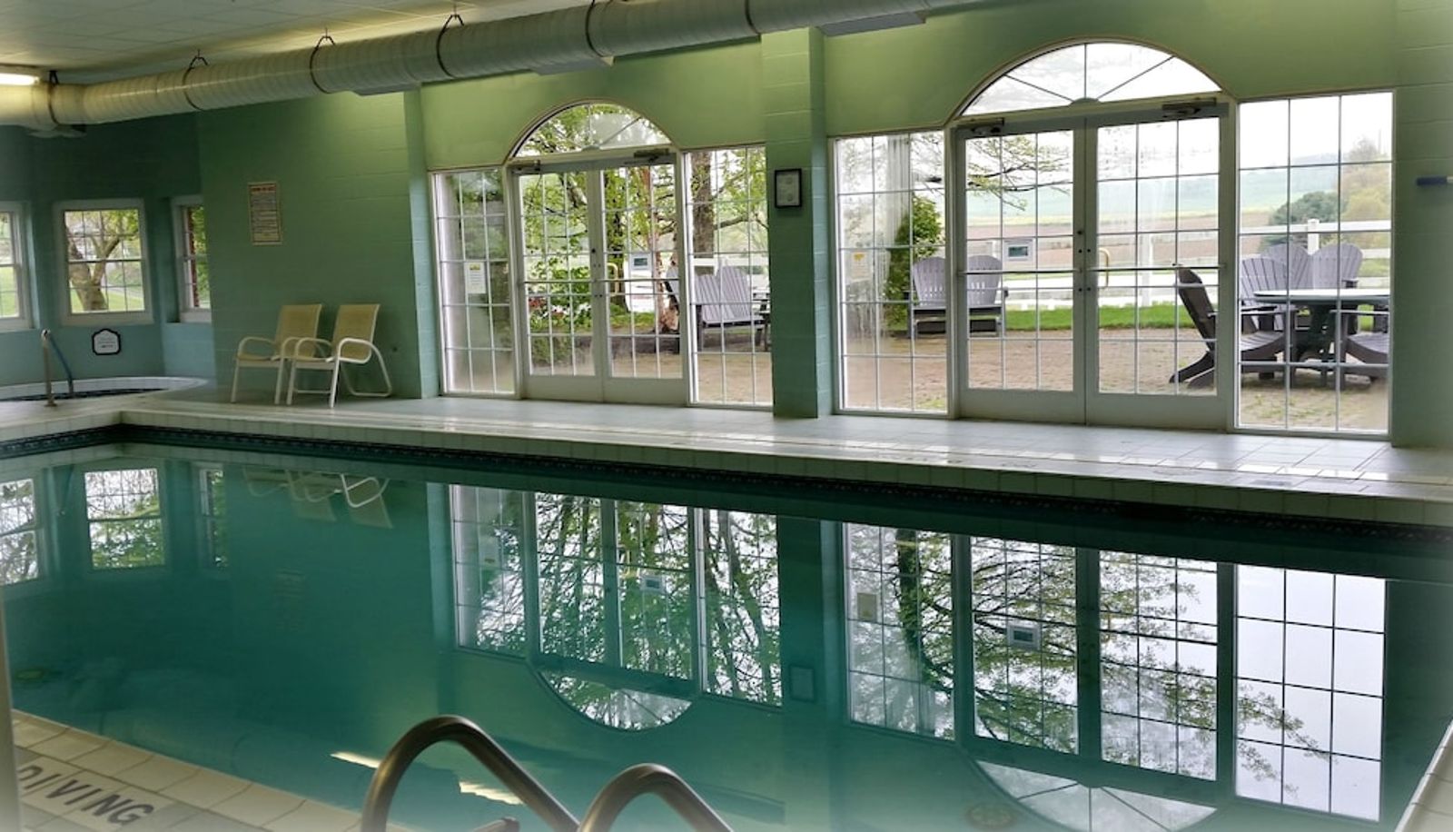Piscina - Inn at Amish Door