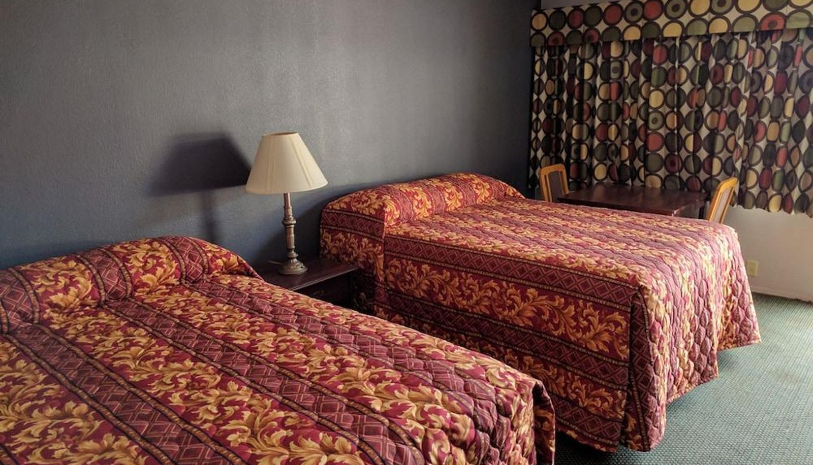 Superior room (double) - Budget Inn & Suites