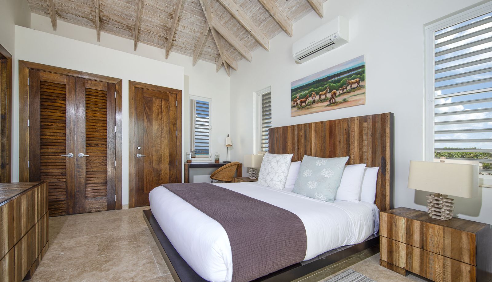 Room - Sailrock South Caicos