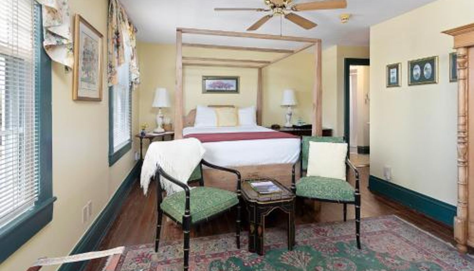 Standard room - Spencer House Inn