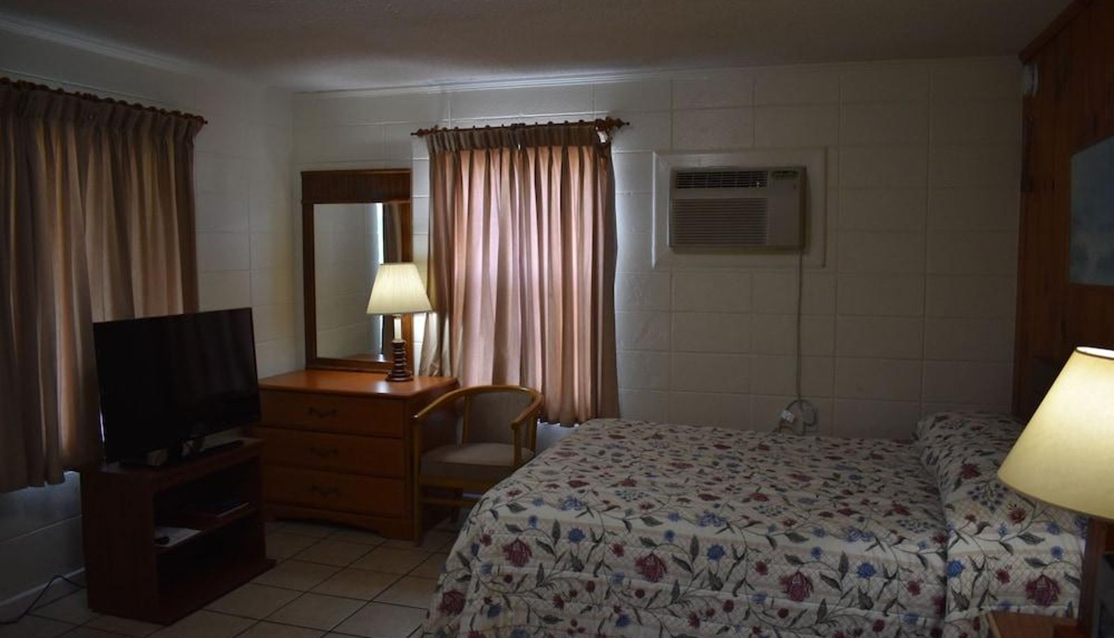 Camera standard - Moran Motel