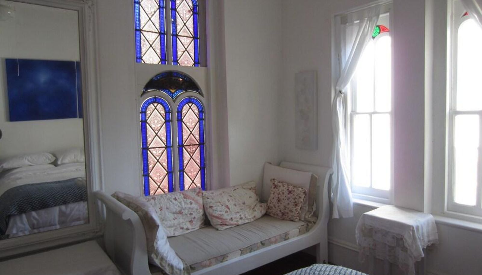 Chambre supérieure (double) - Church Des Artistes Guest House