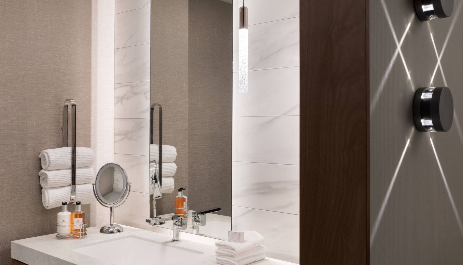 Zimmer - The Jacquard Autograph Collection