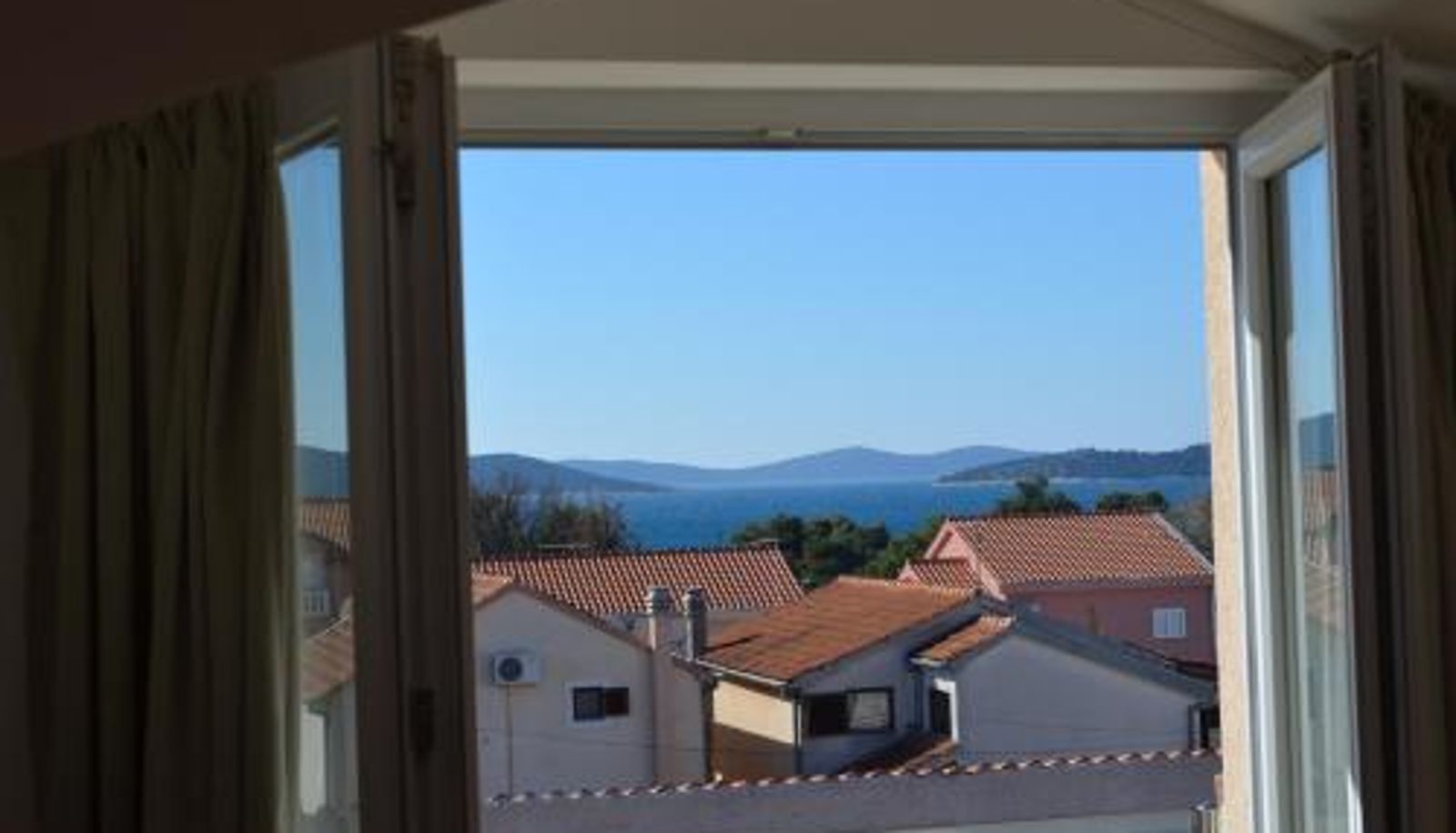Info - Viktoria Lodge Bed and Breakfast