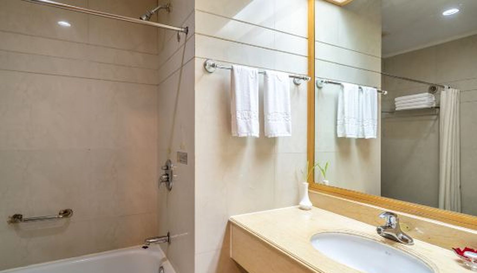 Chambre - Artwell International Hotel