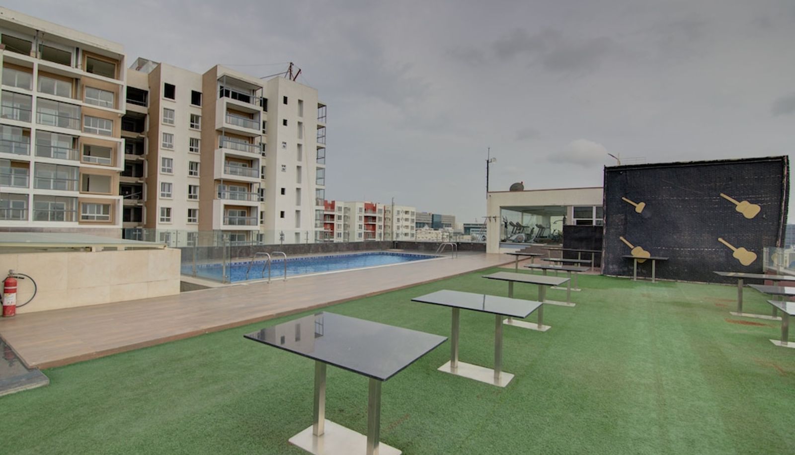 Basen - Icon Premier Hotel