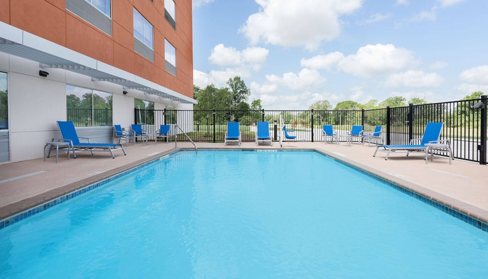 Pool - Holiday Inn Express & Suites BRYAN - COLLEGE STATION by IHG