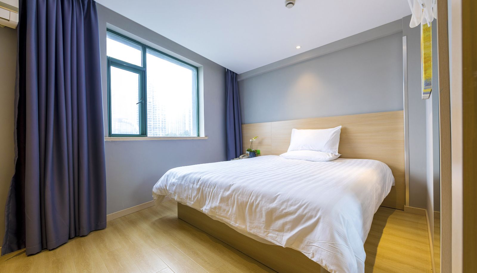 Room - Haiyou Shanghai Railway Station South Plaza Hotel
