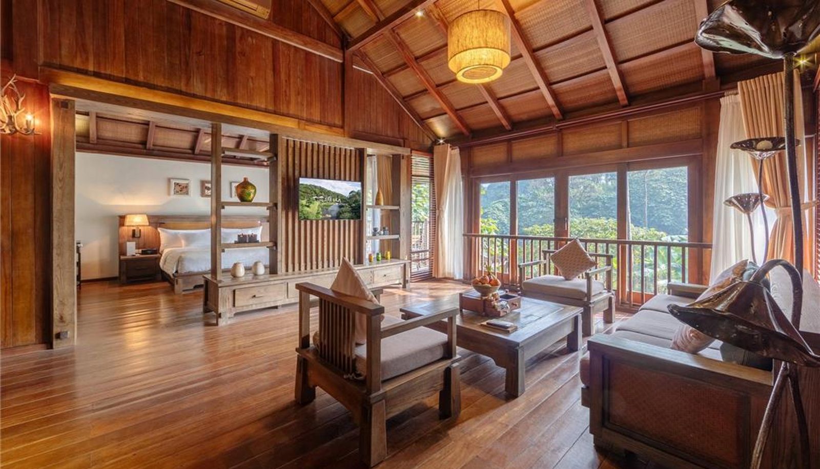 Camera - Meliá Ba Vi Mountain Retreat