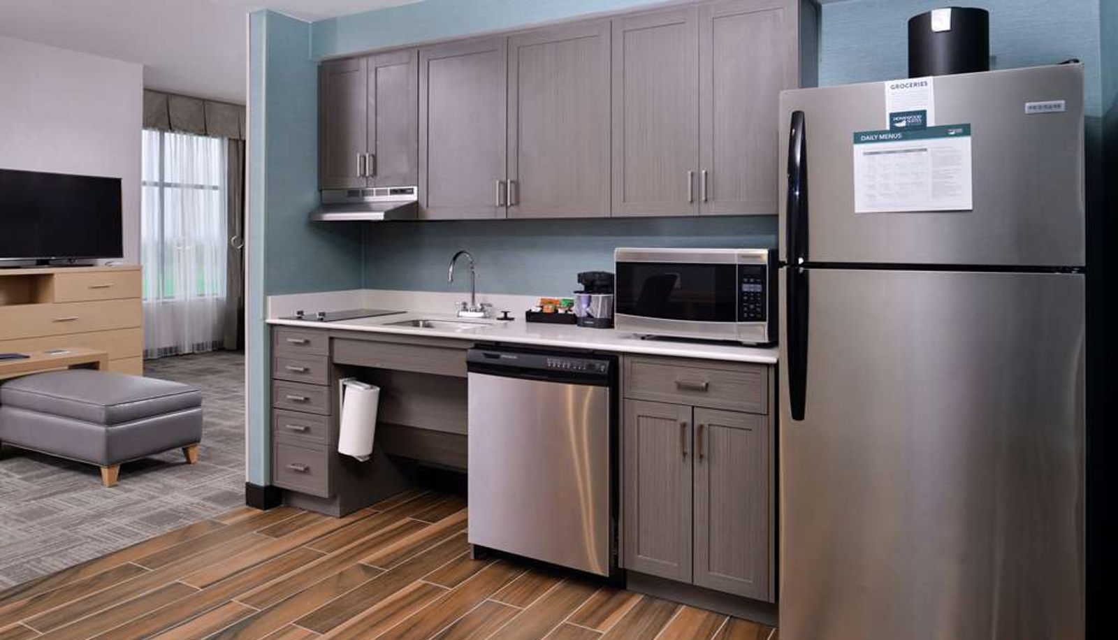 Room - Homewood Suites by Hilton - Des Moines Airport