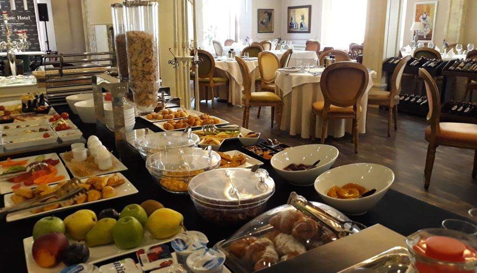Restaurant - CLASSIC HOTEL TIRANA