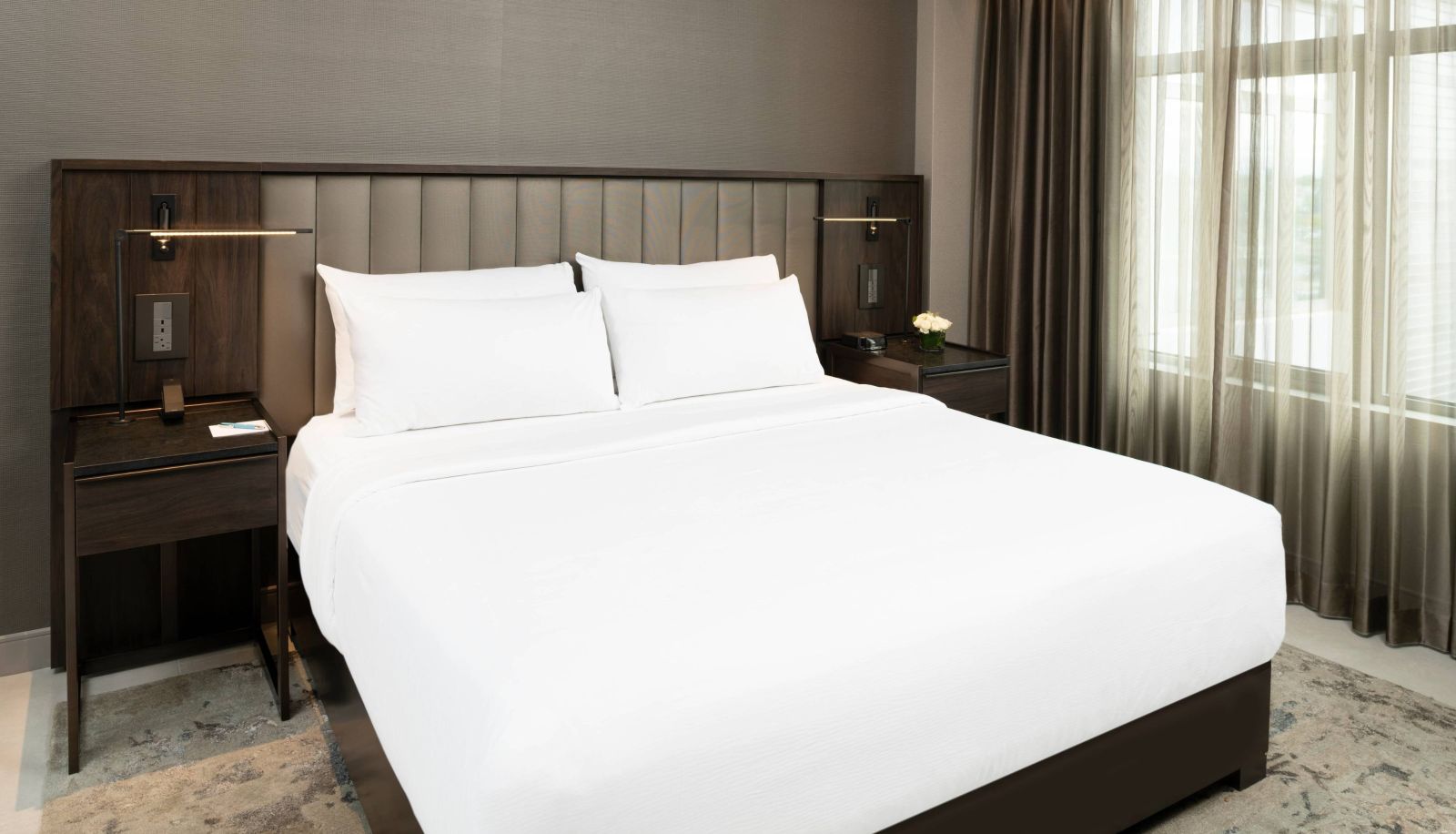 Zimmer - The Row Hotel at Assembly Row Autograph Collection