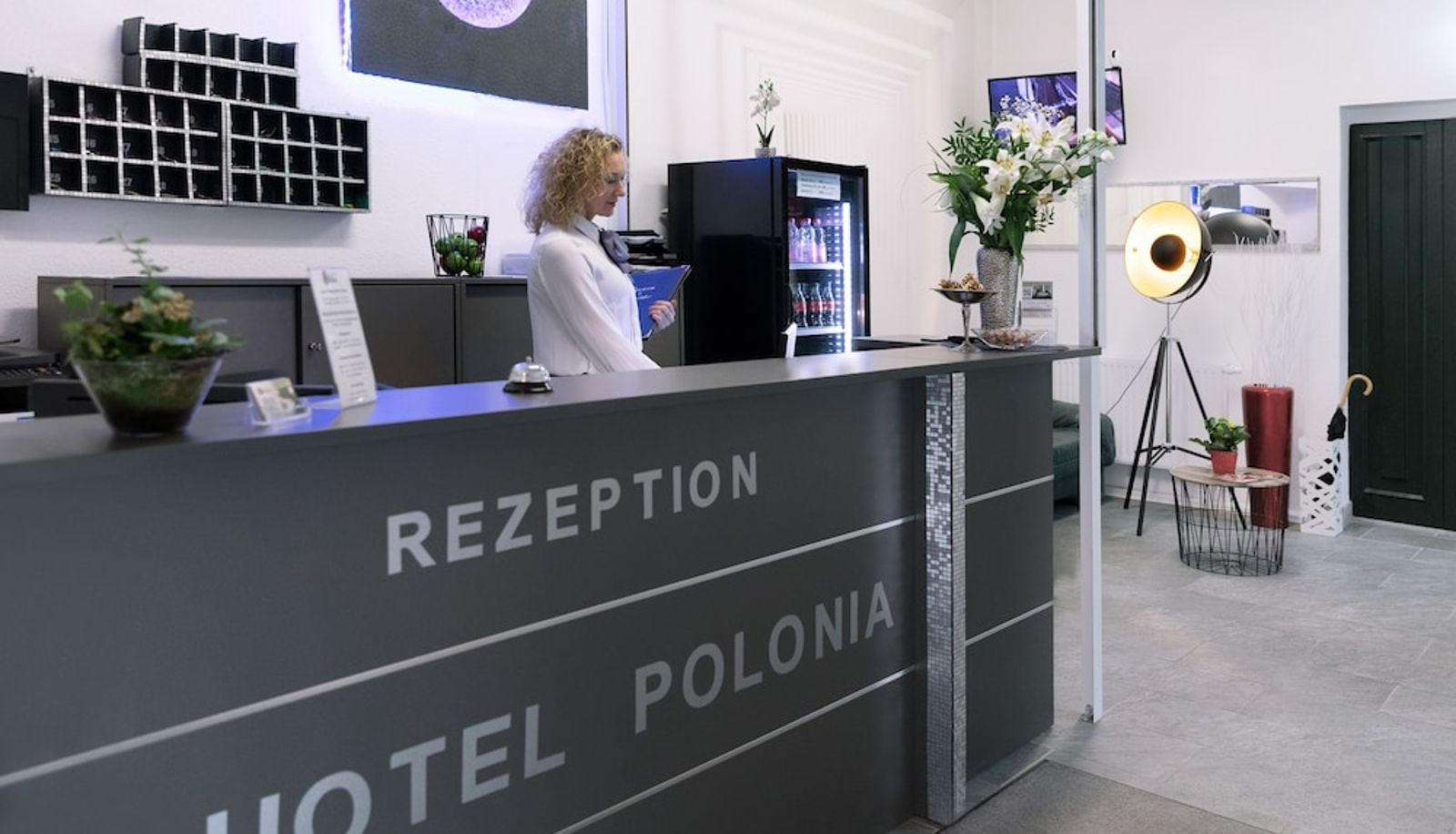 Reception - Polonia