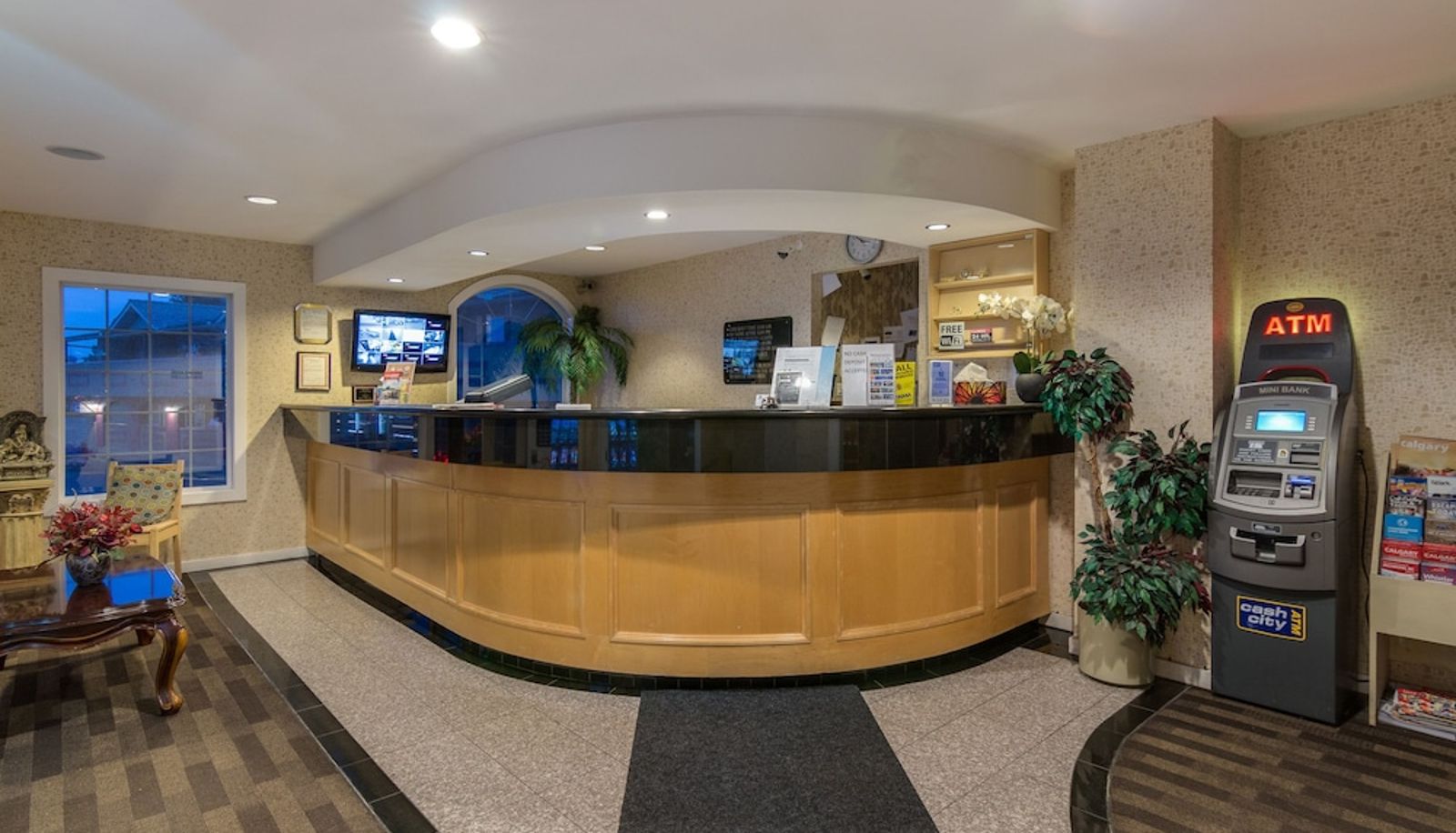 Recepcja - Canadas Best Value Inn Calgary Chinook Station