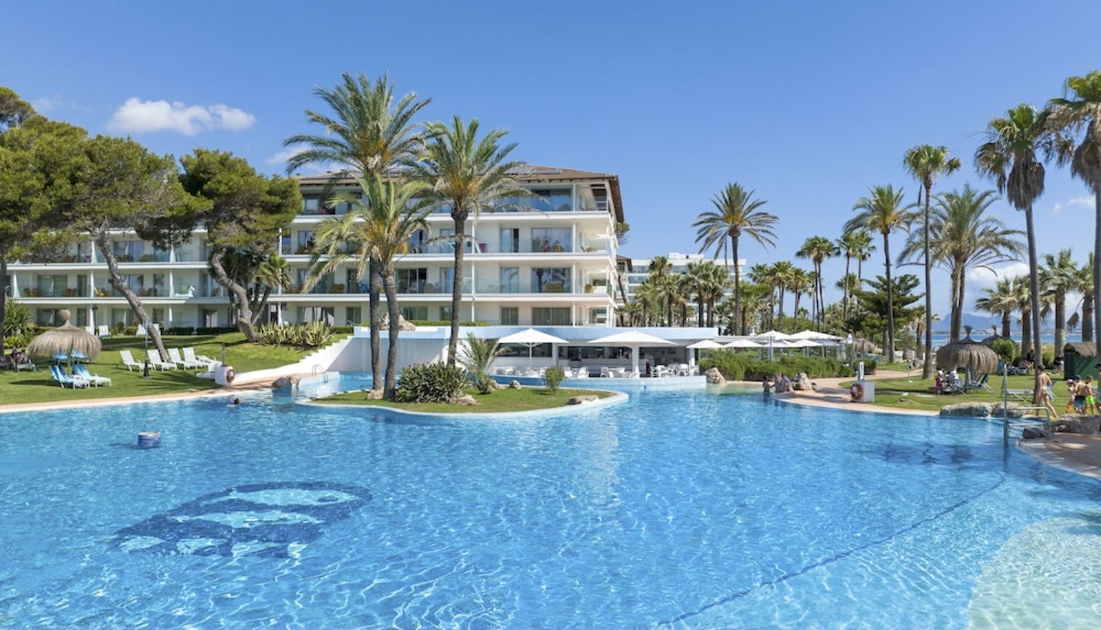 Zwembad - Playa Esperanza Resort