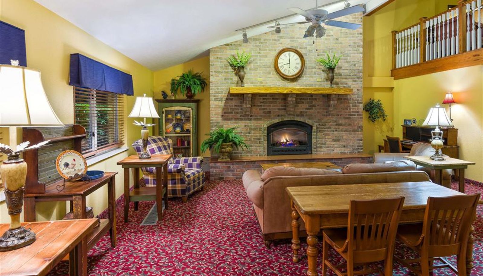 Hall - AmericInn by Wyndham Republic
