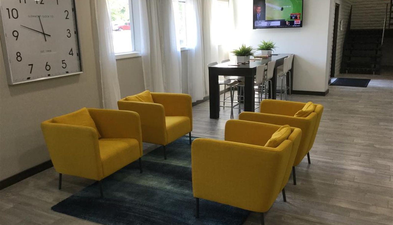 Sala - Days Inn & Suites by Wyndham Cincinnati North