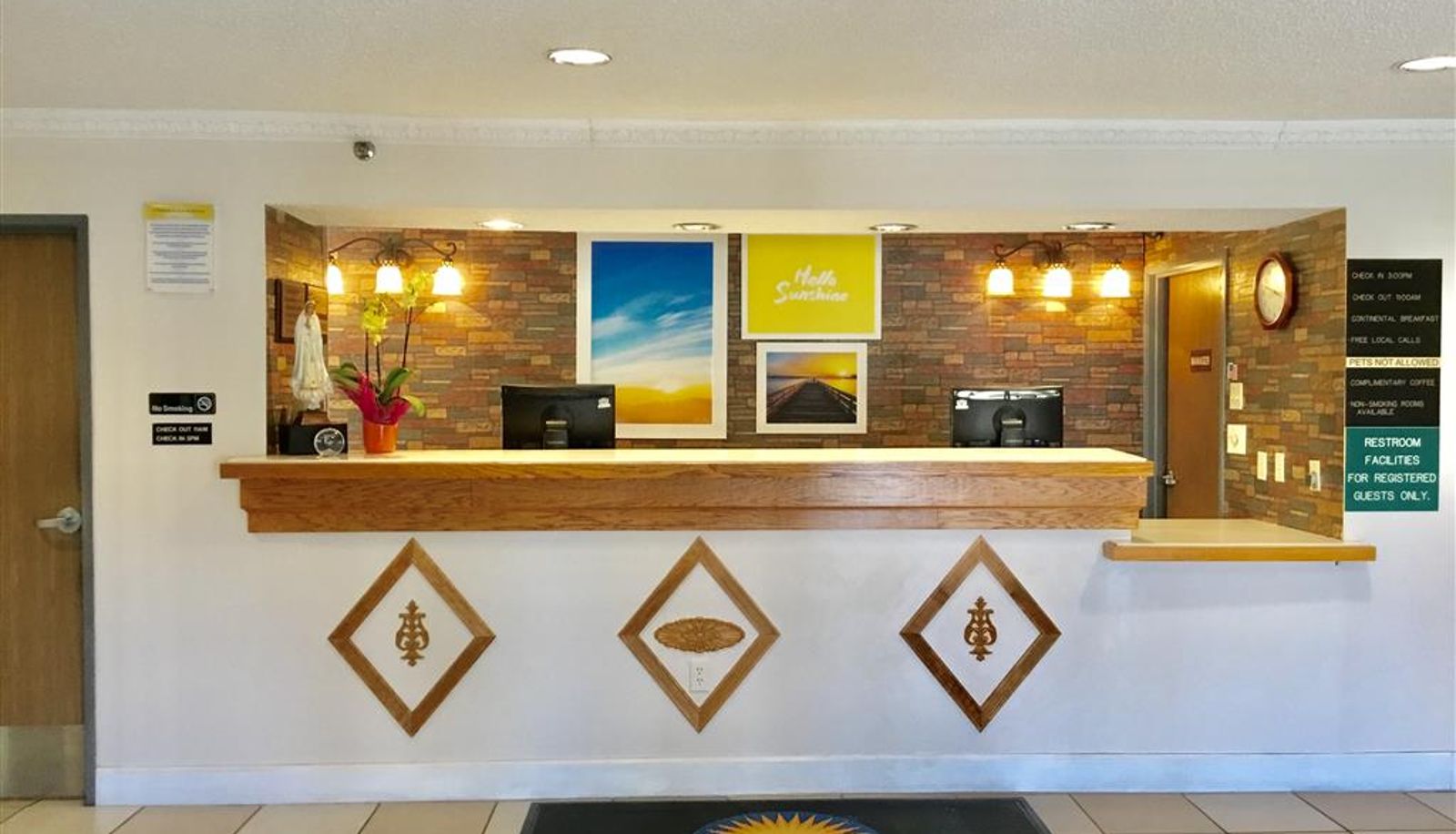 Lobby - Days Inn by Wyndham Lake Village