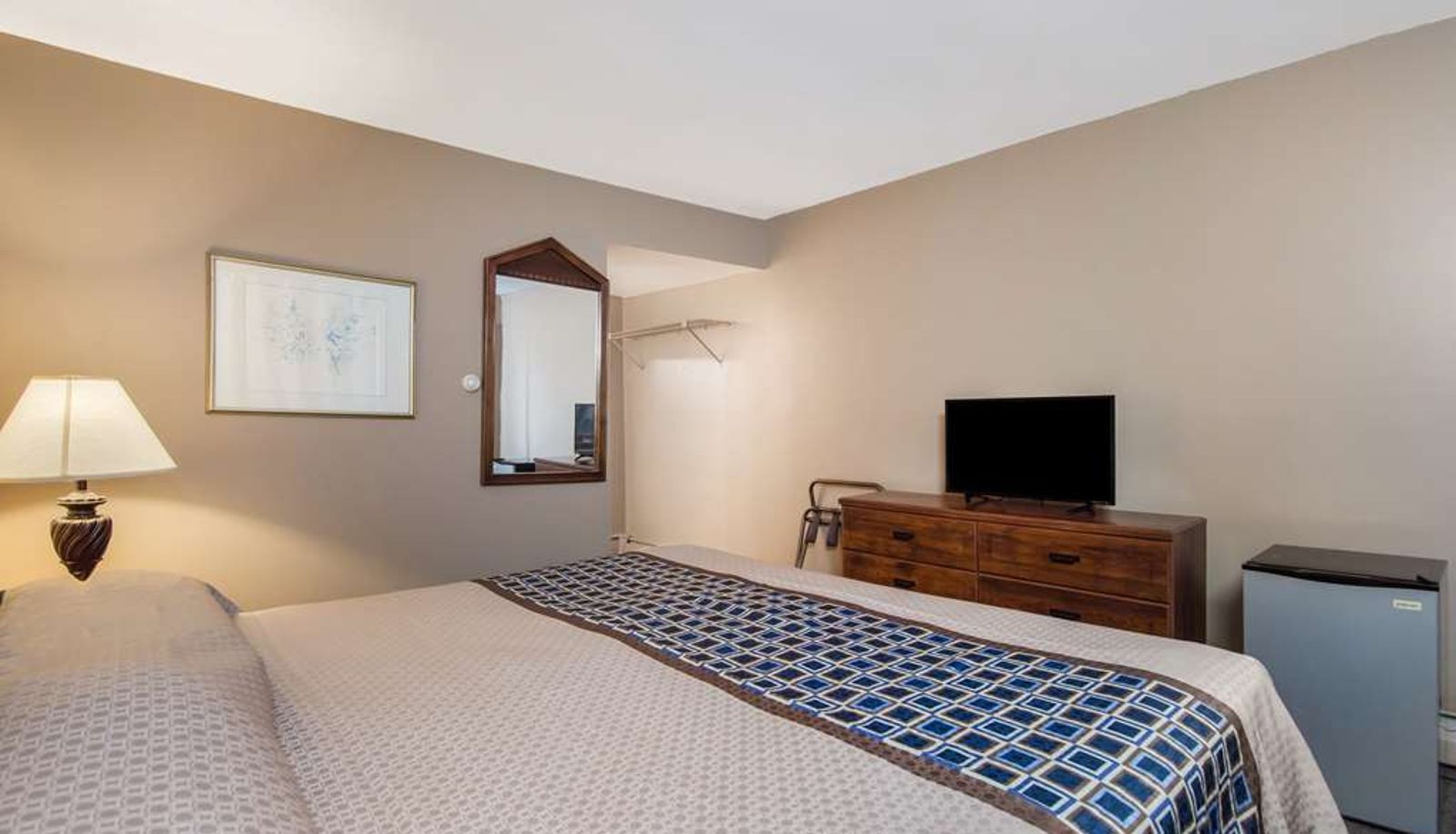 Quadruple room - KNIGHTS INN AMSTERDAM