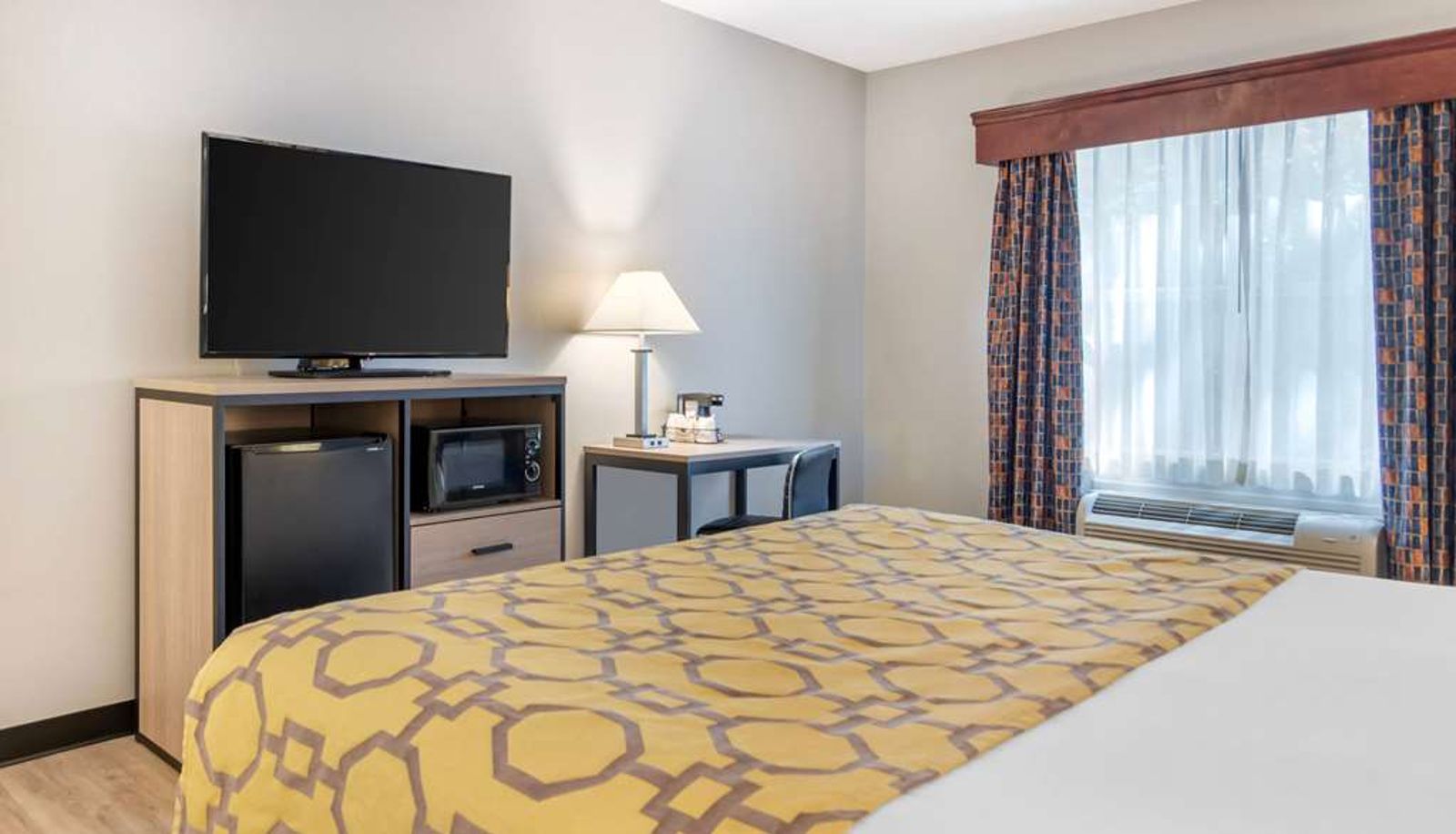 Room - Baymont by Wyndham Kennesaw