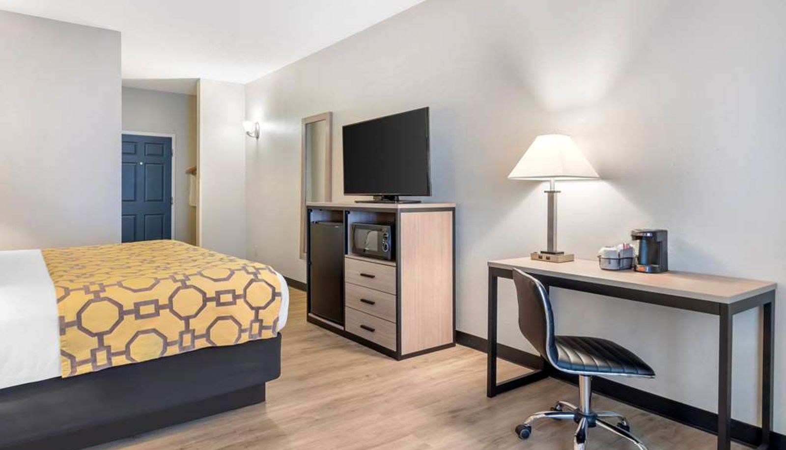 Zimmer - Baymont by Wyndham Kennesaw