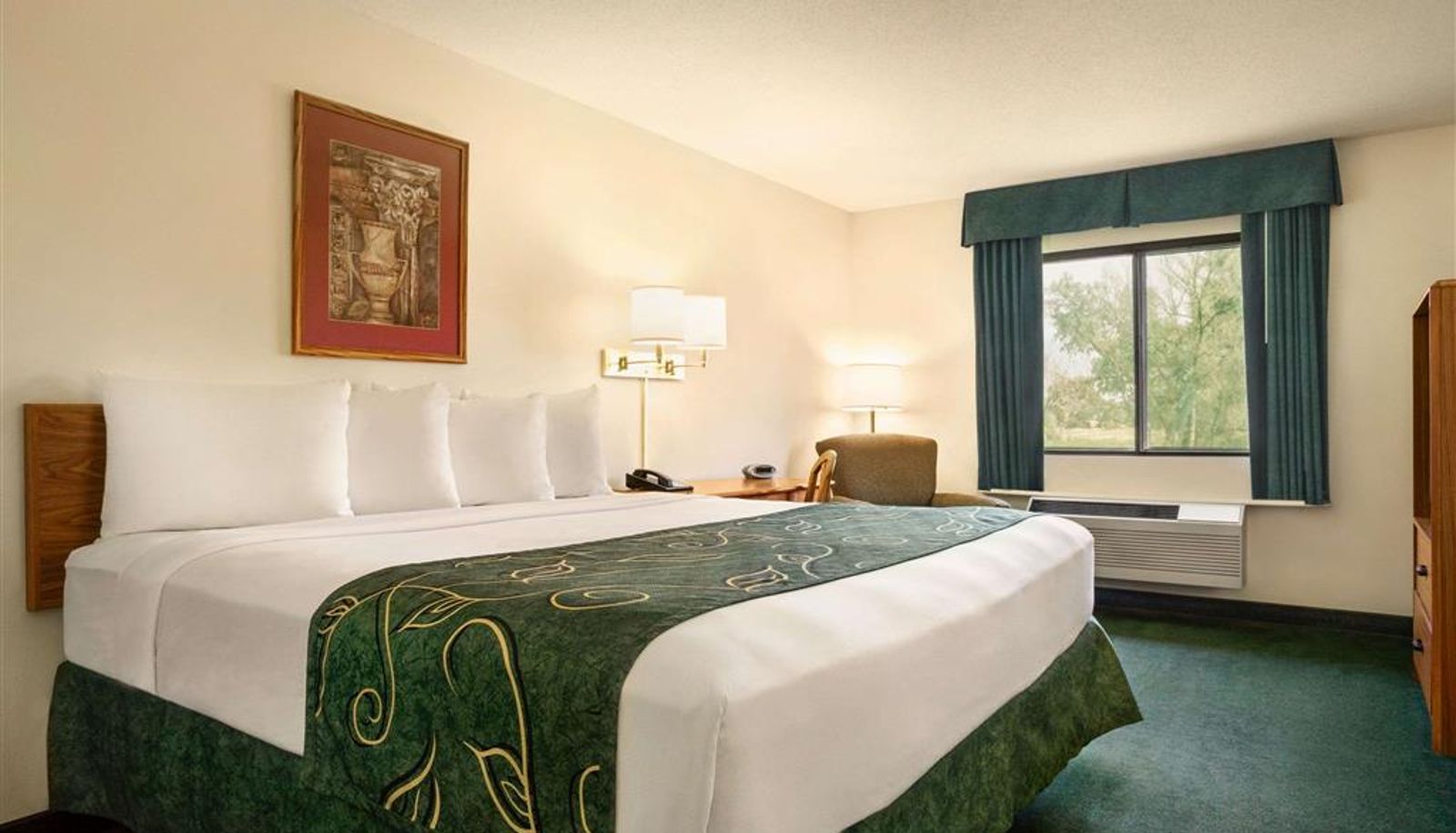 Room - Travelodge by Wyndham Morrill