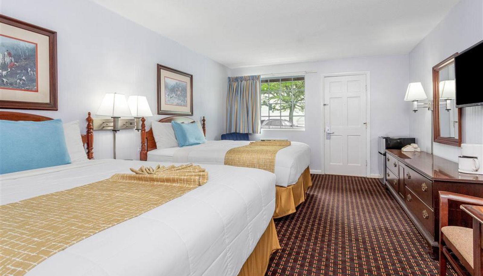 Zimmer - Travelodge by Wyndham Cape Cod Area