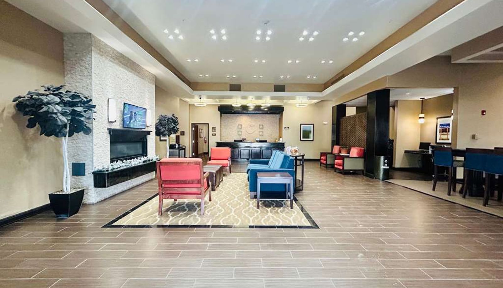 Lobby - Comfort Inn & Suites Independence