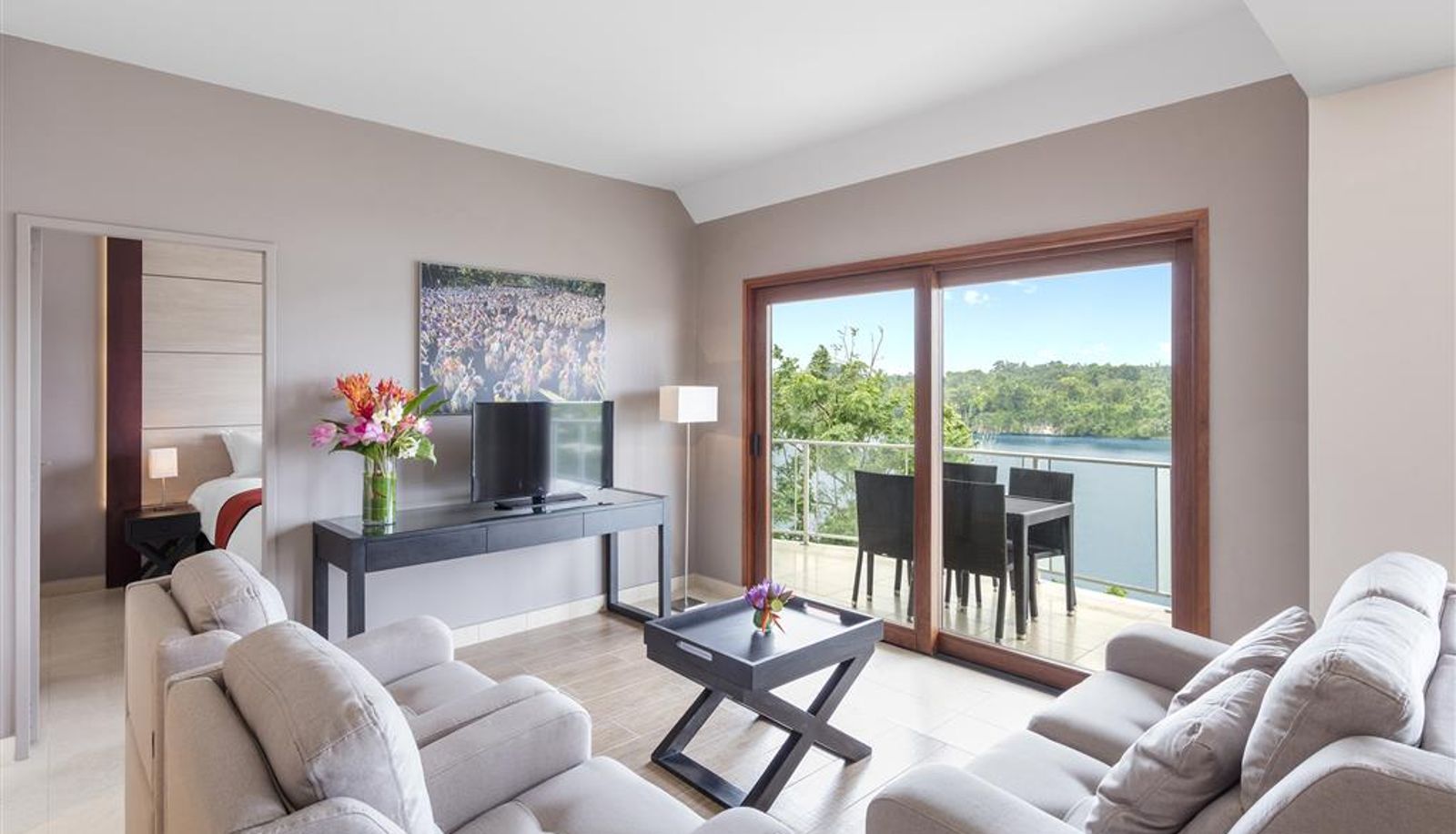 Zimmer - Ramada Resort by Wyndham Port Vila