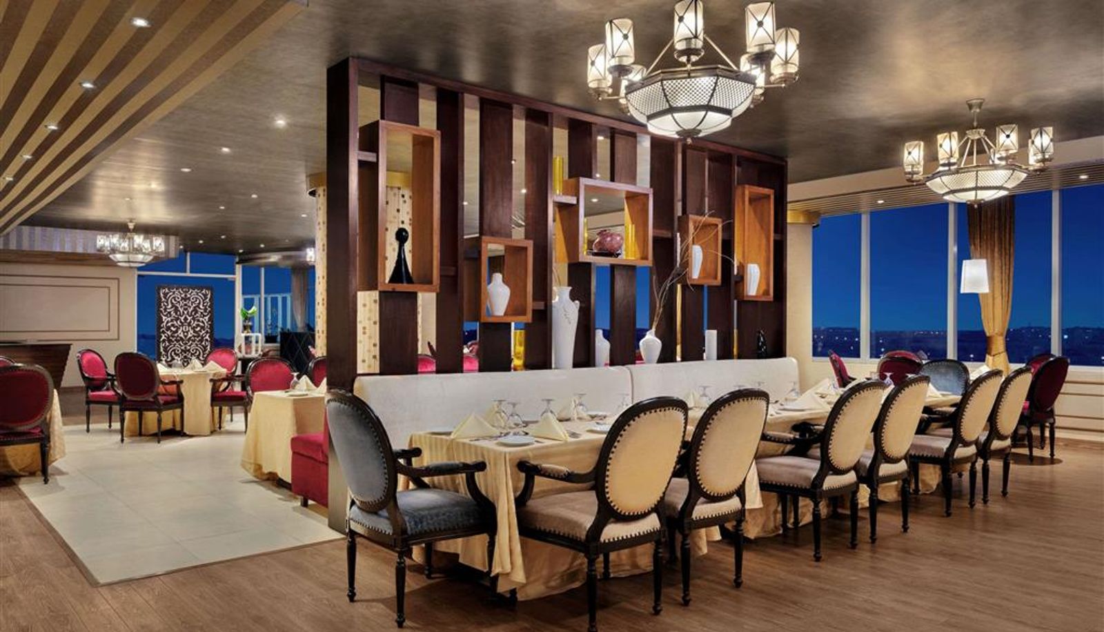 Restauracja - Ramada by Wyndham Karachi Creek